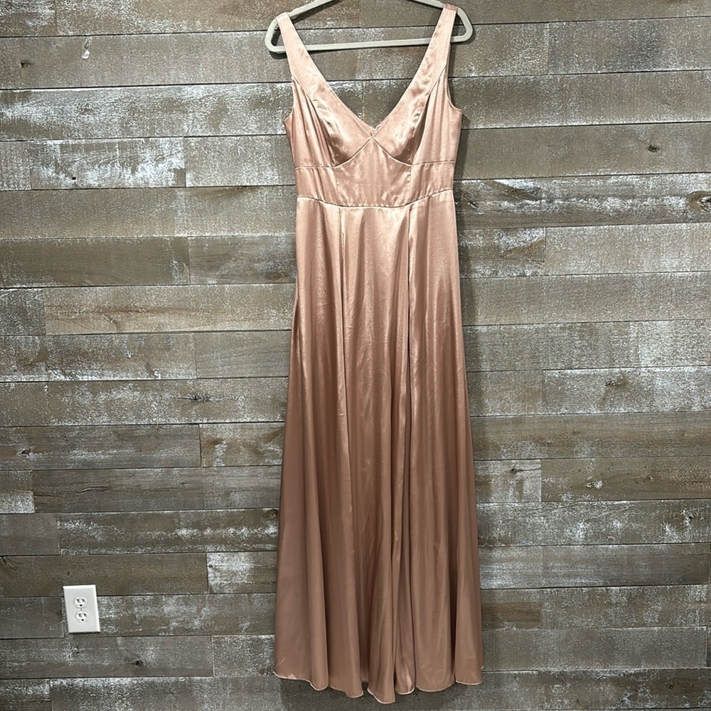 Galina Signature David’s Bridal satin dress with pockets size 8
